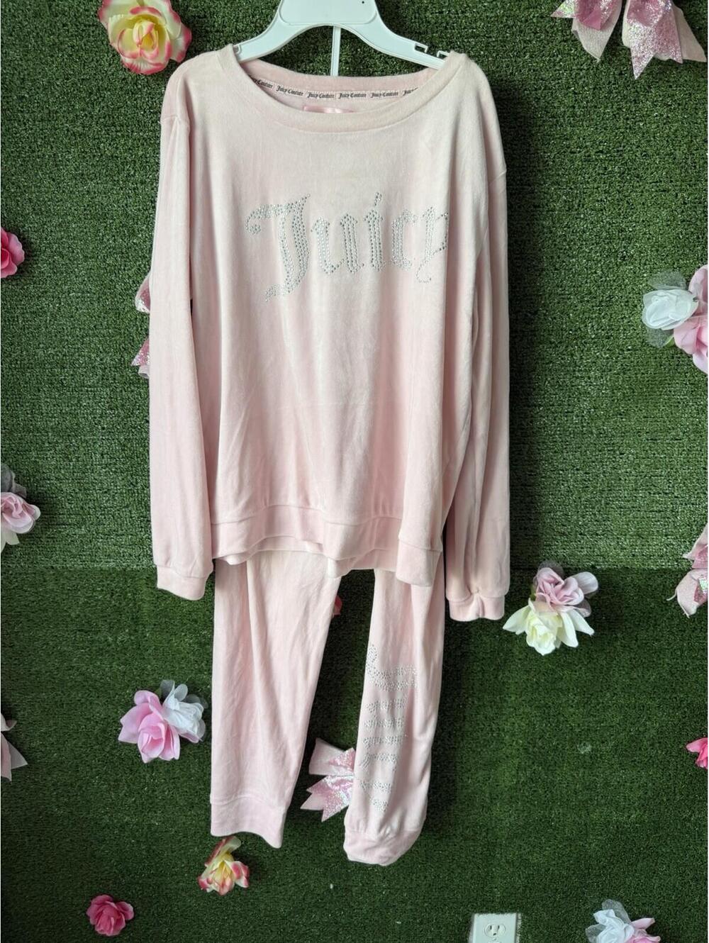 Juicy Couture Light Pink Velour Rhinestone Logo Loungewear Set Size Medium